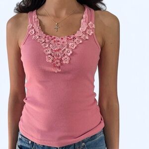 Love D Pink Floral Embroidered Tank Top 🌸💕 (Y2K)